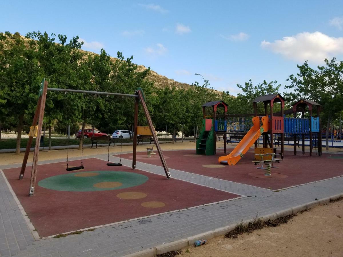 Calle De Dona Dolsa N6, 2Dcha Alicante Eksteriør bilde